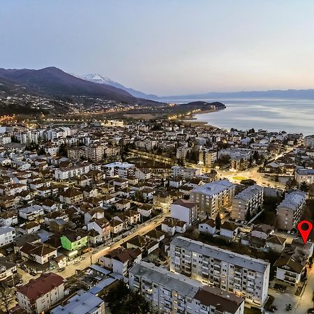 Ohrid Happy Apartments Экстерьер фото
